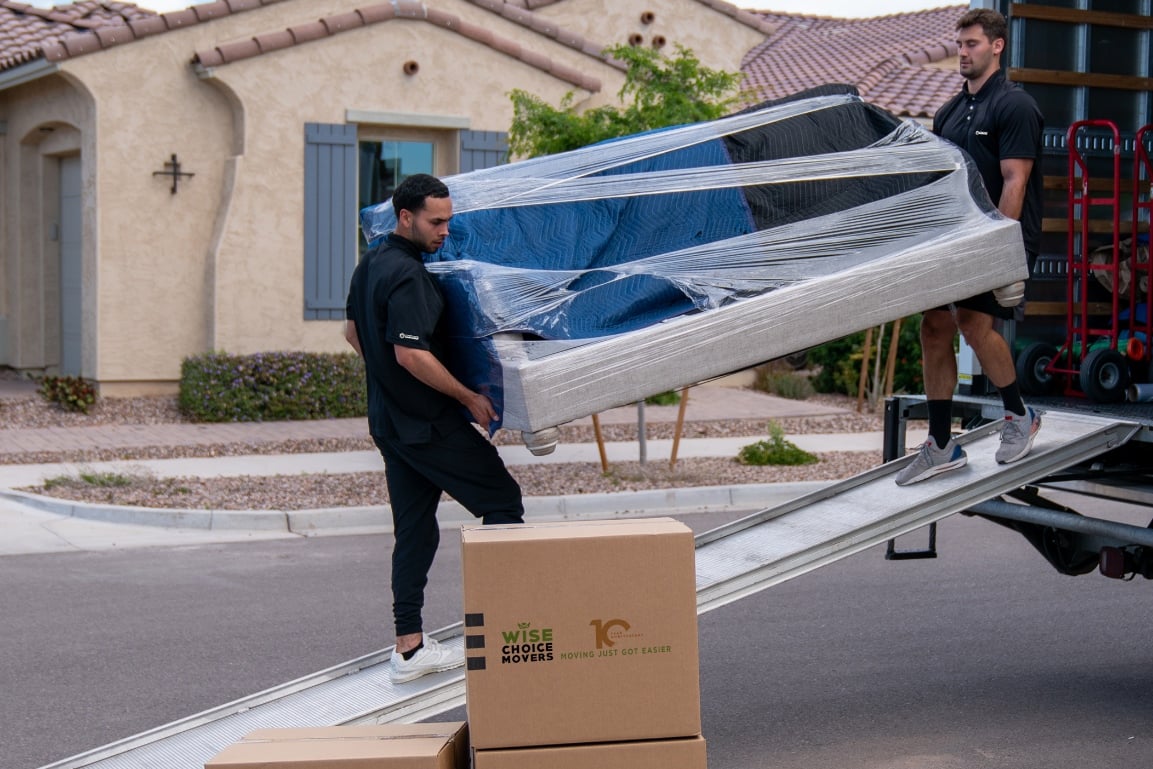 Apartment Moving Checklist: What to Do 30, 14, and 7 Days Before Your Move